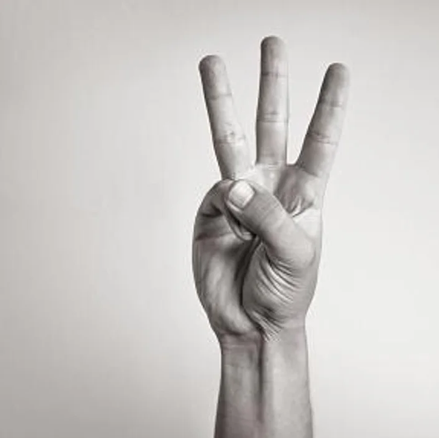 three-fingers